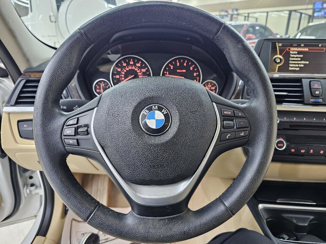 Used 2014 BMW 328i Sedan RWD image 17