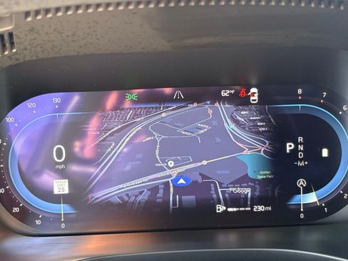 Used 2024 Volvo XC60 B5 Plus image 25