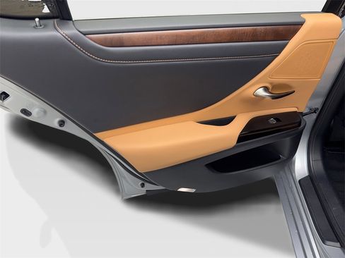 Used 2022 Lexus ES 350 w/ Premium Package image 37