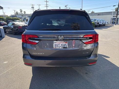 Used 2022 Honda Odyssey Elite image 6