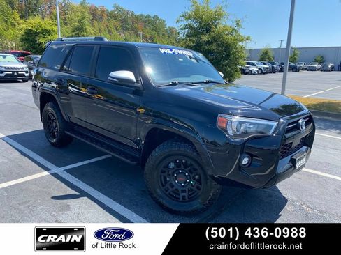 Used 2024 Toyota 4Runner SR5 Premium AWD/4WD image 1