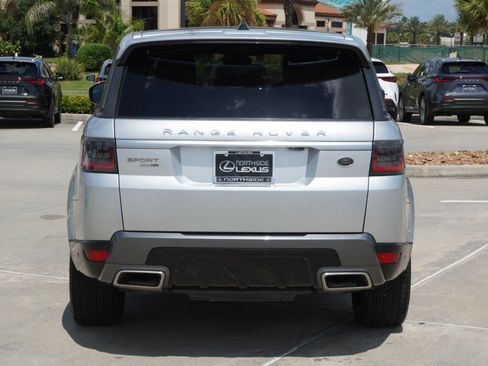 Used 2018 Land Rover Range Rover Sport HSE AWD/4WD image 8