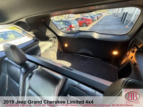 Used 2019 Jeep Grand Cherokee Limited w/ Luxury Group II AWD/4WD image 13