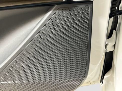 Certified 2023 Kia Niro EX FWD image 19