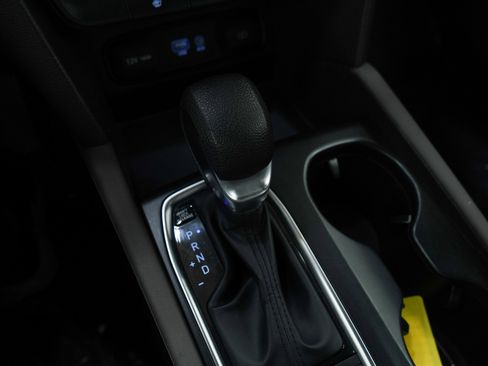 Used 2019 Hyundai Santa Fe SEL image 24