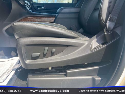 Used 2018 Chevrolet Tahoe Premier w/ RST Edition image 22