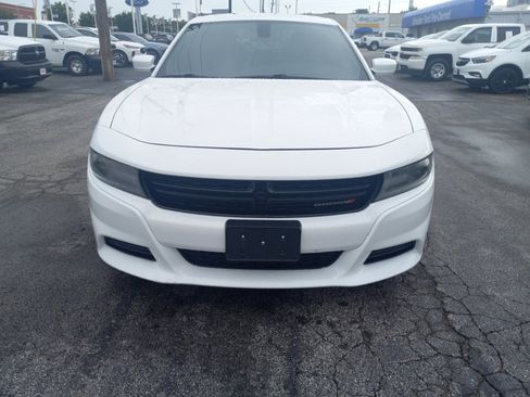 Used 2020 Dodge Charger SXT w/ Leather Interior Group RWD image 4