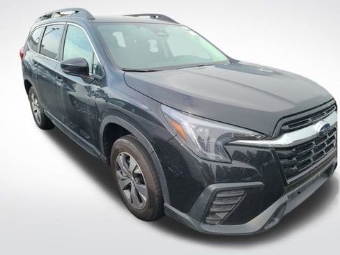 Used 2024 Subaru Ascent Premium w/ Convenience Package image 6