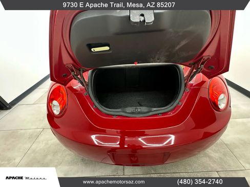 Used 2006 Volkswagen Beetle Convertible w/ Package 1 image 11