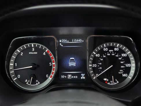 Used 2018 Nissan Titan SL w/ Midnight Edition image 57