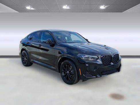 Certified 2023 BMW X4 xDrive30i w/ M Sport Package image 7