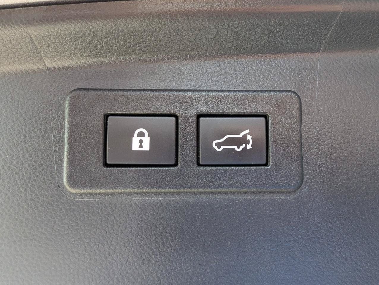 Used 2021 Subaru Outback Touring XT AWD/4WD image 30