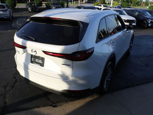 Certified 2025 MAZDA CX-90 Plug-In Hybrid w/ Preferred AWD/4WD image 4