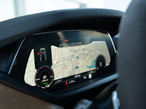 Certified 2023 Audi e-tron GT Premium Plus image 15