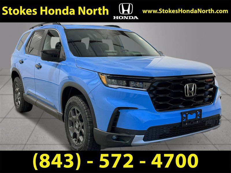 New 2025 Honda Pilot TrailSport image 11