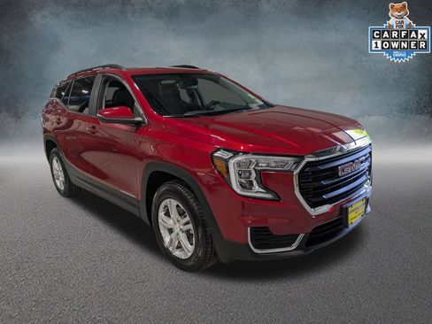 Used 2023 GMC Terrain SLE w/ Driver Convenience Package AWD/4WD image 3