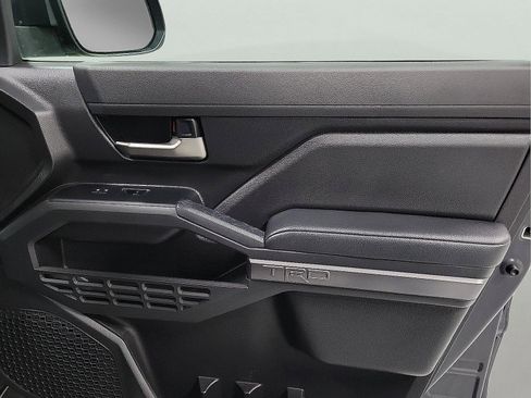 Used 2024 Toyota Tacoma TRD Off-Road image 16