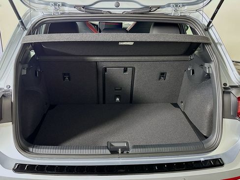 New 2025 Volkswagen GTI SE image 22