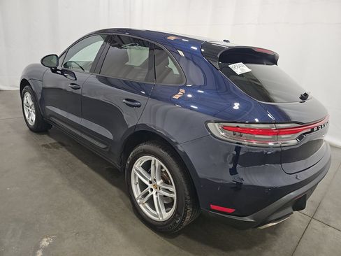 Used 2023 Porsche Macan AWD/4WD image 7