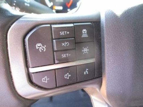 Used 2022 Ford F150 Lariat w/ Max Trailer Tow Package image 18