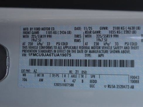 New 2026 Ford Escape Platinum w/ Premium Technology Package AWD/4WD image 36