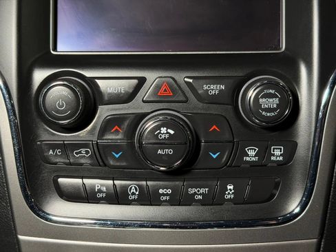 Used 2018 Jeep Grand Cherokee Altitude AWD/4WD image 32