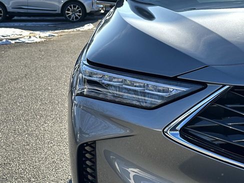Certified 2025 Acura MDX SH-AWD w/ Technology Package image 10