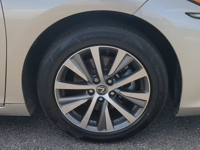 Used 2019 Lexus ES 350 w/ Accessory Package 2 FWD image 10