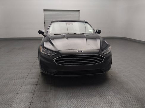 Used 2019 Ford Fusion SE FWD image 14