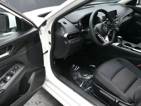 Used 2021 Nissan Altima 2.5 S image 11