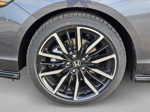New 2025 Honda Accord Touring image 10