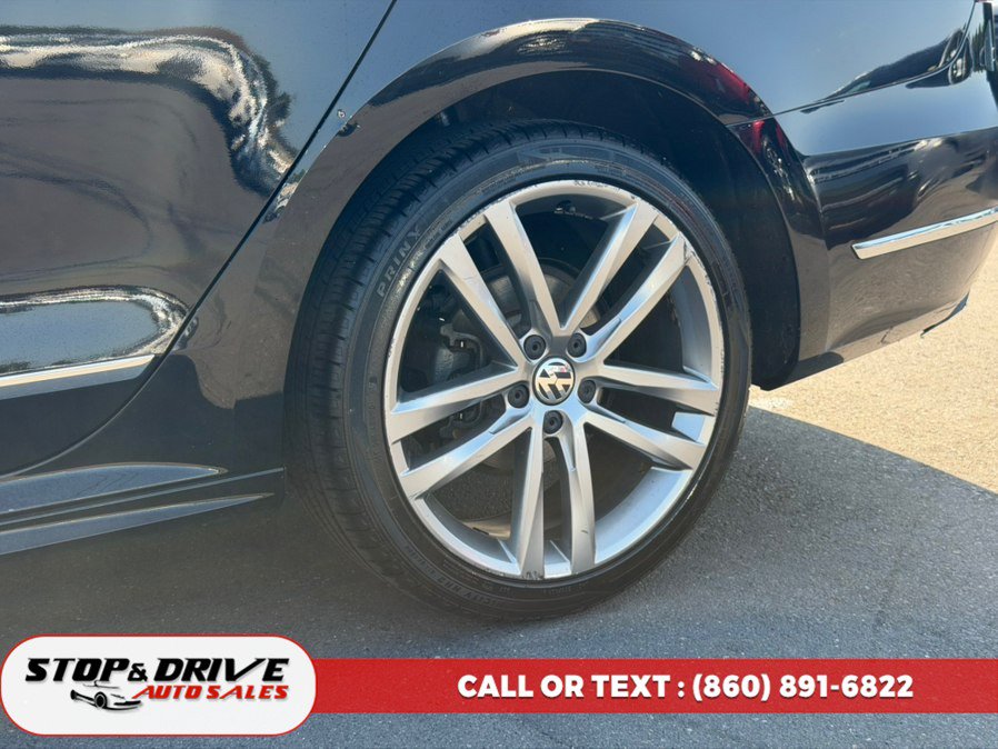 Used 2016 Volkswagen Passat 1.8T R-Line FWD image 9