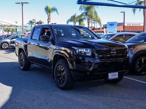 New 2026 Nissan Frontier SV image 2