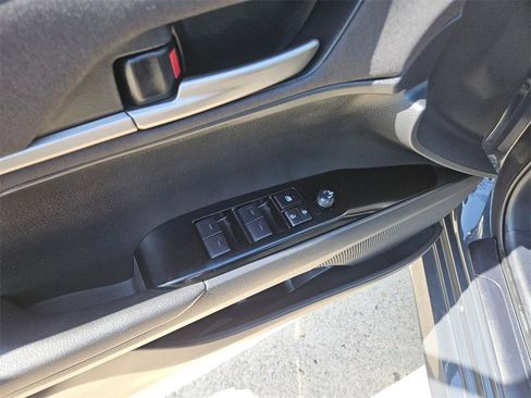 Used 2025 Toyota Camry LE image 15