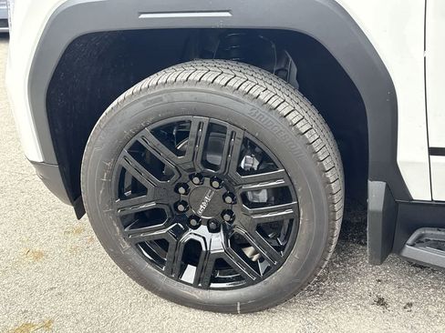 New 2026 GMC Sierra EV Elevation w/ Premium Package AWD/4WD image 11