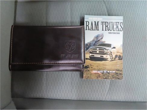 Used 2015 RAM 1500 Express image 19