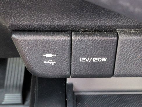 Used 2018 Toyota Camry SE FWD image 22