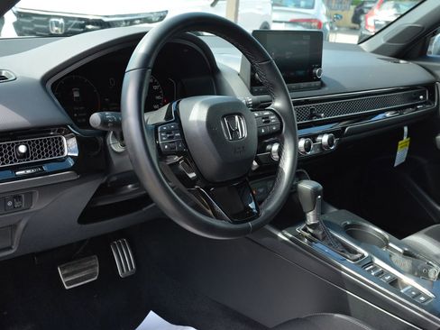 Used 2025 Honda Civic Sport image 8