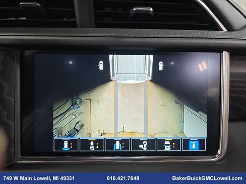 Used 2022 GMC Yukon XL Denali image 26