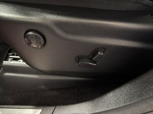 Used 2014 Jeep Grand Cherokee Limited image 13