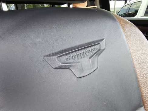 Used 2016 Nissan Titan Platinum Reserve image 27