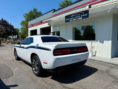 Used 2017 Dodge Challenger GT w/ Driver Convenience Group image 11