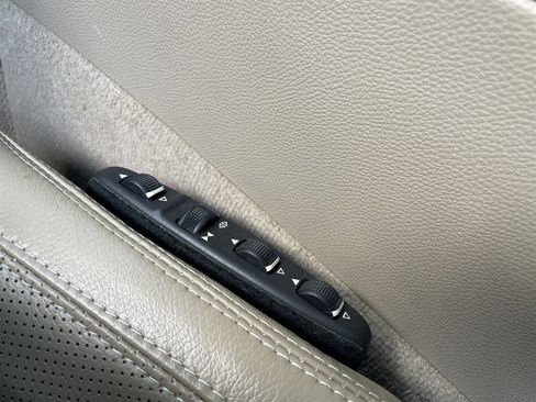 Used 2013 Mercedes-Benz E 350 Coupe w/ Premium 2 Pkg image 31