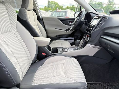 Used 2021 Subaru Forester Premium AWD/4WD image 37