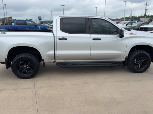 Used 2020 Chevrolet Silverado 1500 LT Trail Boss AWD/4WD image 8