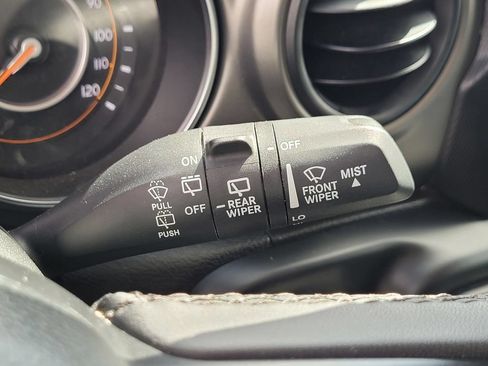 Used 2023 Jeep Wrangler Unlimited Sport AWD/4WD image 27