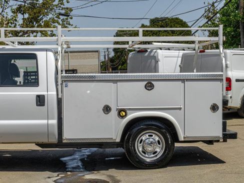 Used 2016 Ford F250 XL w/ Power Equipment Group RWD image 17