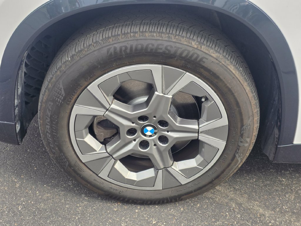 Used 2023 BMW X1 xDrive28i w/ Convenience Package AWD/4WD image 9