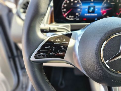 Certified 2026 Mercedes-Benz GLB 250 4MATIC image 28