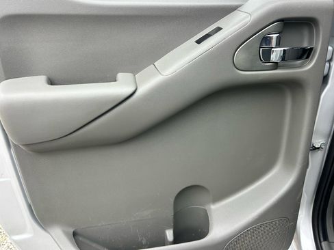 Used 2019 Nissan Frontier SV RWD image 15